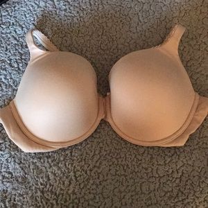 Nude Body by Victoria demi bra. 34DDD